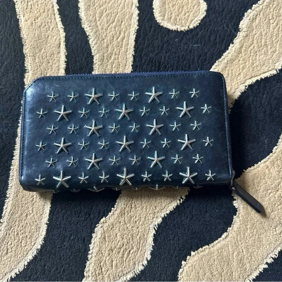 Jimmy Choo Carnaby Zip Around Continental Wallet Silver Studded Stars - Picture 1 of 12